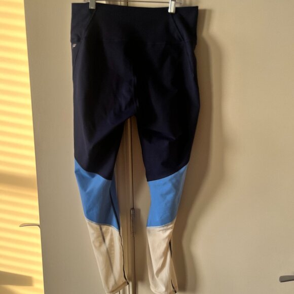 Fabletics Zone High-Waisted 7/8 Legging Large Multi Color Deep Navy EUC - Picture 7 of 9
